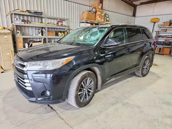 2018 Toyota Highlander 5TDJGRFH3JS038418