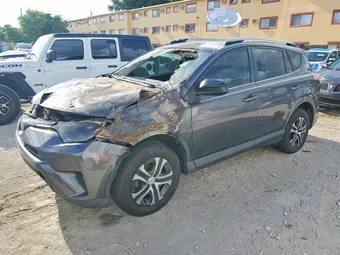2017 Toyota RAV4 JTMZFREV8HJ700272 Lot 62100326