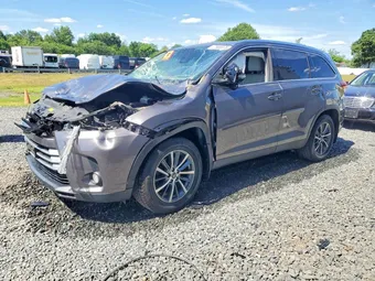 2019 Toyota Highlander 5TDJZRFH2KS599348