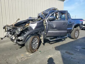 2018 Toyota Tacoma 5TFCZ5ANXJX157361