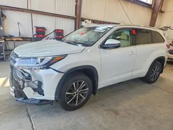 2018 Toyota Highlander 5TDJZRFH9JS850137