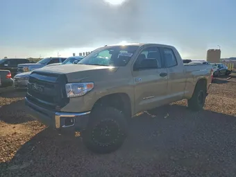 2017 Toyota Tundra 5TFUW5F18HX649089