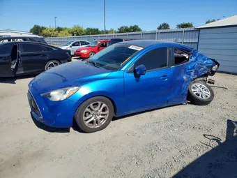 2017 Toyota Yaris 3MYDLBYV8HY158092