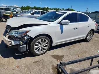 2018 Acura ILX 19UDE2F37JA007198