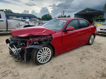 2022 Alfa Romeo ZARFAMAN0N7662870