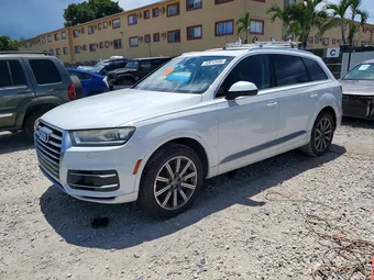 2017 Audi Q7 WA1LAAF79HD003482