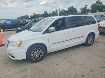 2015 Chrysler Town & Country 2C4RC1CG9FR588699
