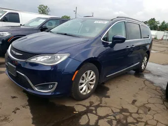 2017 Chrysler Pacifica 2C4RC1BGXHR785742 Lot 62874396