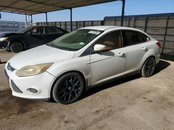 2016 Ford Focus 1FADP3F24GL230209