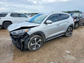 2018 Hyundai Tucson KM8J33A22JU788105