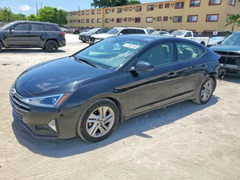 2019 Hyundai Elantra 5NPD84LF2KH466598