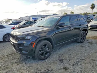 2023 Jeep Grand Cherokee 1C4RJHAG1PC557118