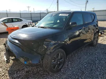 2021 Kia Soul KNDJ33AU0M7133854