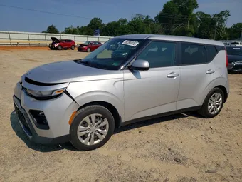 2021 Kia Soul KNDJ23AU7M7743270