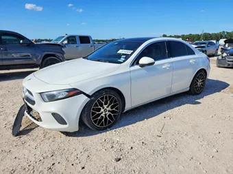 2020 Mercedes-Benz A-Class W1K3G4EB7LJ235302