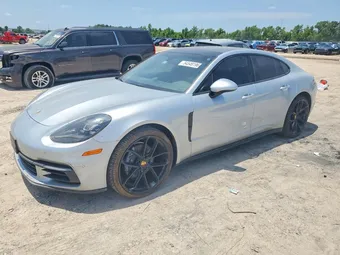 2017 Porsche Panamera WP0AA2A71HL100434