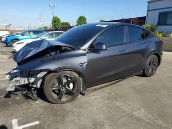 2026 Tesla Model Y 7SAYGDED0TF386011 Lot 56892376