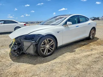 2015 Tesla Model S 5YJSA1E28FF118930 Lot 55302926