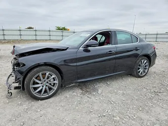 2021 Alfa Romeo ZARFANAN5M7643039