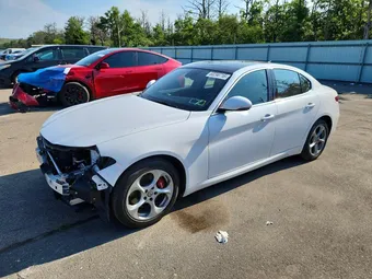 2018 Alfa Romeo ZARFAEDN5J7597705