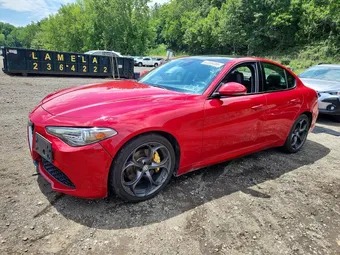2018 Alfa Romeo ZARFAEEN6J7590728