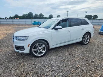 2019 Audi Q7 WA1VAAF78KD018880