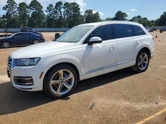 2019 Audi Q7 WA1LAAF79KD016742