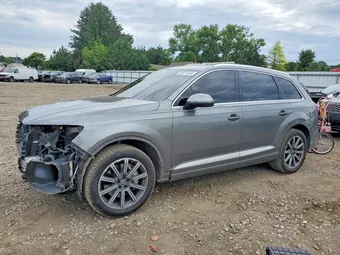 2017 Audi Q7 WA1LAAF76HD002080