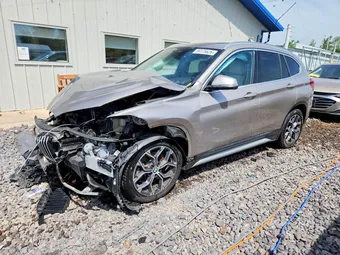 2021 BMW X1 WBXJG7C08M5U37633