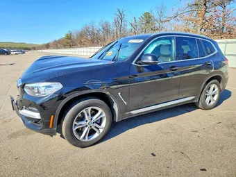 2021 BMW X3 5UXTY5C05M9G31330