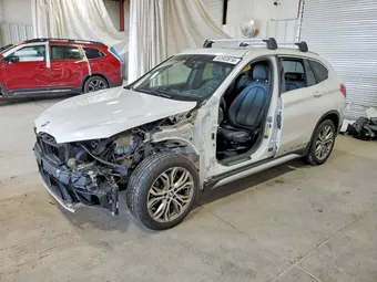 2016 BMW X1 WBXHT3C30G5E52275