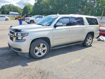 2016 Chevrolet Suburban 1GNSCHKC3GR110852