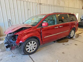 2016 Chrysler Town & Country 2C4RC1BGXGR255639