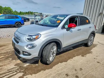2018 Fiat 500X ZFBCFYDB5JP657118