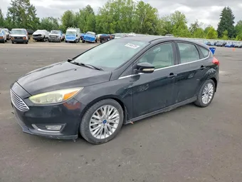 2015 Ford Focus 1FADP3N22FL222111