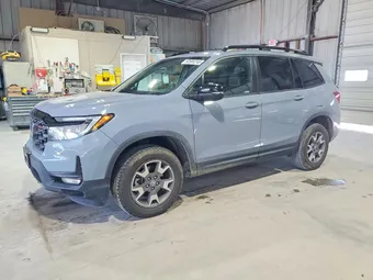 2022 Honda Passport 5FNYF8H65NB010976