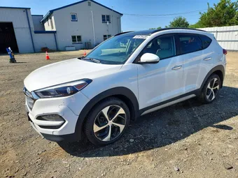 2017 Hyundai Tucson KM8J3CA22HU289010
