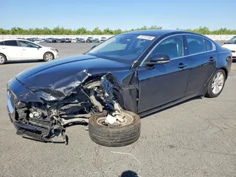 2019 Jaguar XE SAJAD4FX7KCP44587