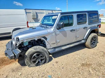 2018 Jeep Wrangler 1C4HJXDG1JW303657