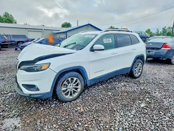 2019 Jeep Cherokee 1C4PJLLX2KD206695