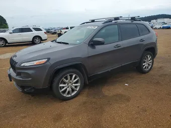 2018 Jeep Cherokee 1C4PJLCX2JD590976