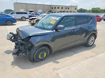 2022 Kia Soul KNDJ23AU4N7813714