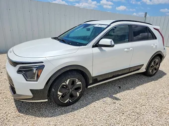2024 Kia Niro KNDCR3L19R5098700