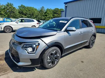 2024 Kia Niro KNDCR3L16R5113475