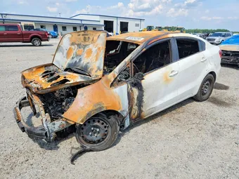 2016 Kia Rio KNADM4A32G6640334