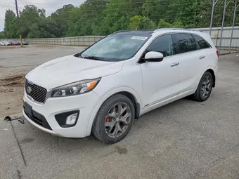 2018 Kia Sorento 5XYPKDA59JG419759