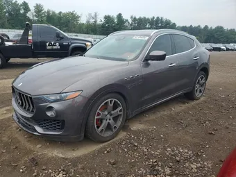 2017 Maserati Levante ZN661XUS8HX222606