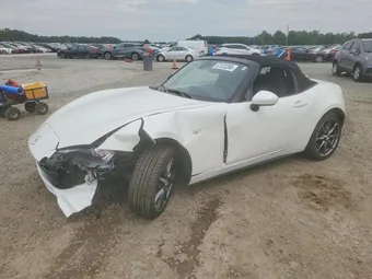 2018 Mazda MX-5 JM1NDAD79J0201145