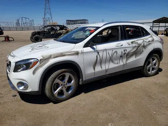 2018 Mercedes-Benz GLA-Class WDCTG4EB2JJ519504