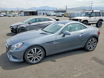 2020 Mercedes-Benz SLC-Class WDDPK3JA1LF167010